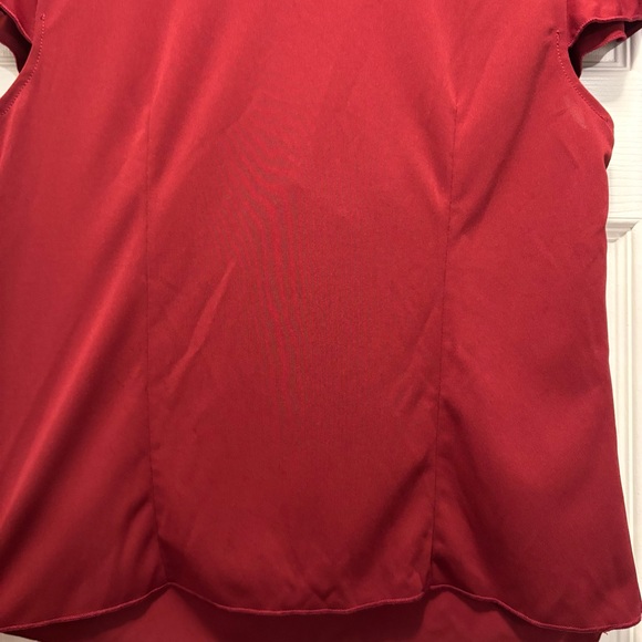 Y2K Burgundy Women's Top with Flutter Sleeves & Flattering Silhouette - Picture 6 of 8